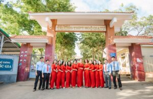 Tổ Ngoại ngữ | Đi lên cùng thời đại