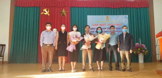 Gặp mặt chia tay giáo viên luân chuyển công tác đến trường THPT Võ Nguyên Giáp