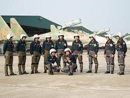 Thông báo về việc tổ chức khám tuyển tạo nguồn tuyển sinh đào tạo phi công quân sự năm học 2023 – 2024