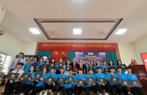 Trường THPT Ngô Gia Tự tổ chức Lễ Bế giảng Dự án Học bổng Tiếng Anh Access