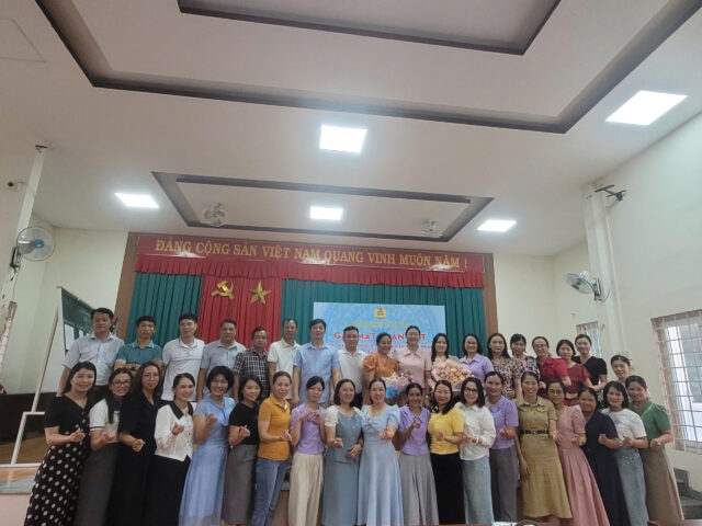 Gặp mặt thân mật viên chức kế toán chuyển công tác