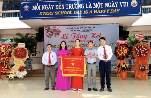 Trường THPT Ngô Gia Tự tổng kết năm học 2024 – 2025