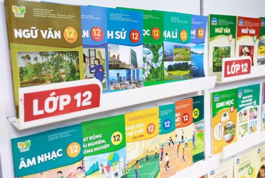 Bộ GDĐT ban hành Quyết định lựa chọn bộ SGK “Kết nối tri thức với cuộc sống” sử dụng thống nhất toàn quốc từ năm học 2026 – 2027